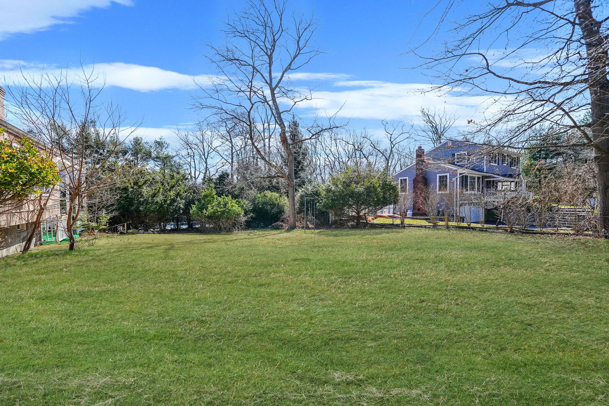 10 Beacon Hill Drive, Stony Brook, New York image 38