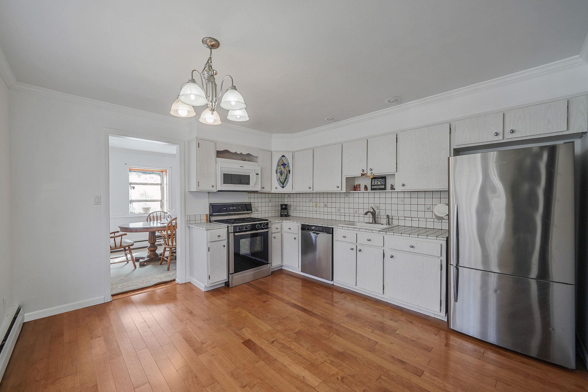 10 Beacon Hill Drive, Stony Brook, New York image 4