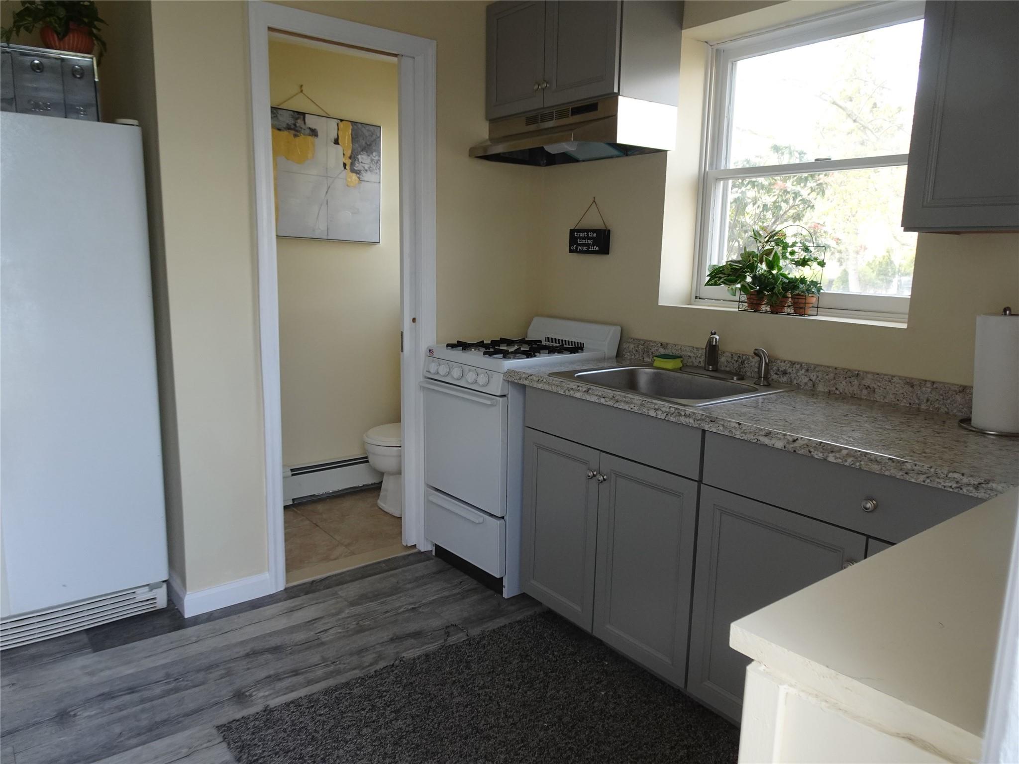 40 Kent Lane, Centereach, New York image 2