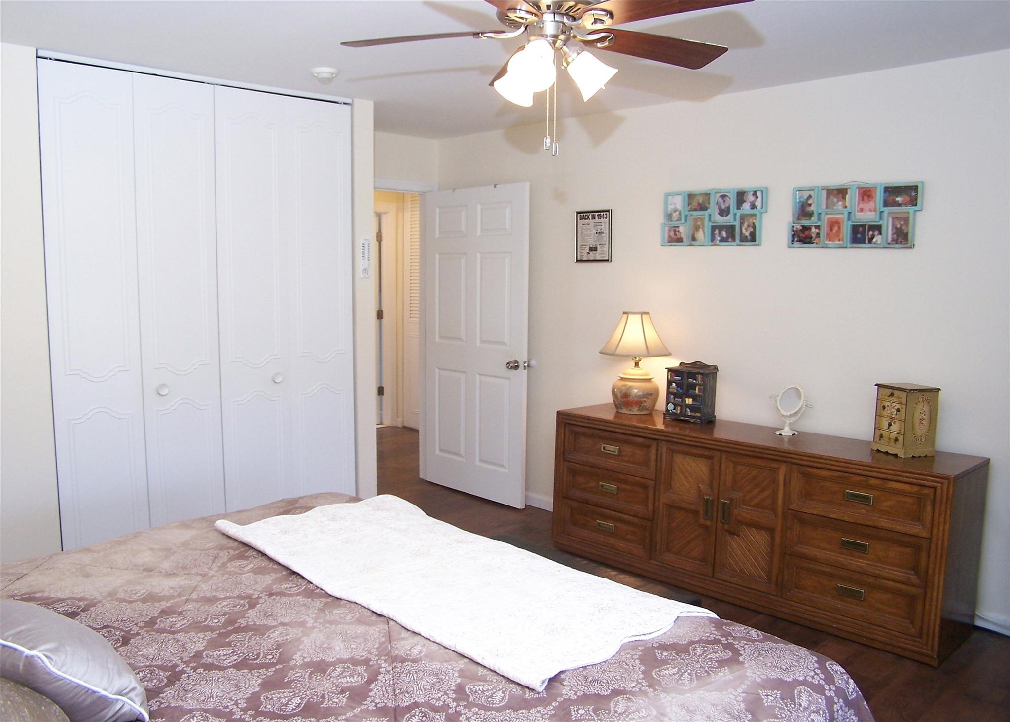 27 Trent Ct Ct #C, Ridge, New York image 7