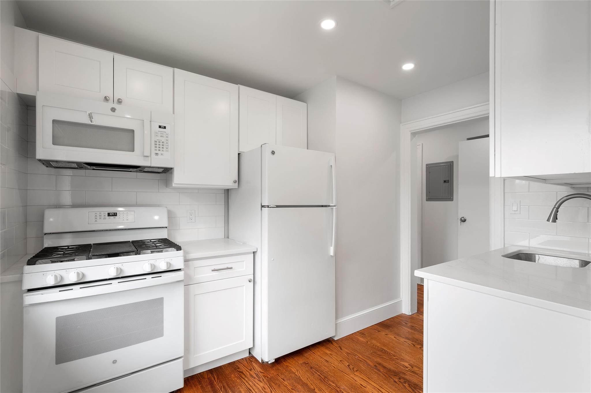 5 Hill Street 2