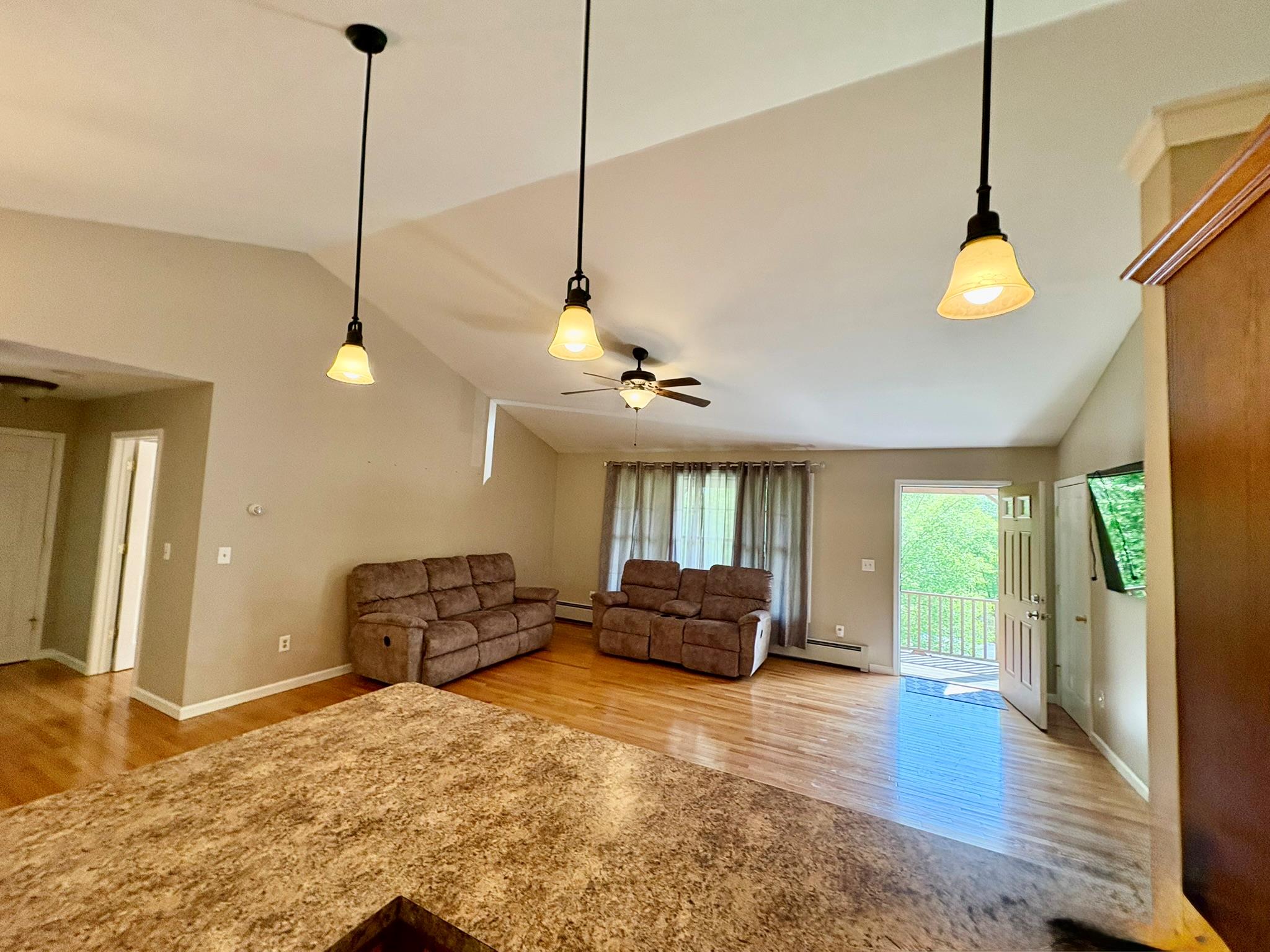 46 Caston Road, Greenfield Park, New York image 21