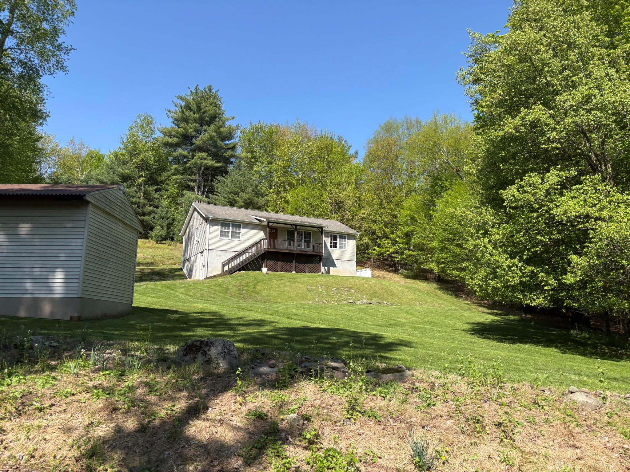 46 Caston Road, Greenfield Park, New York image 49