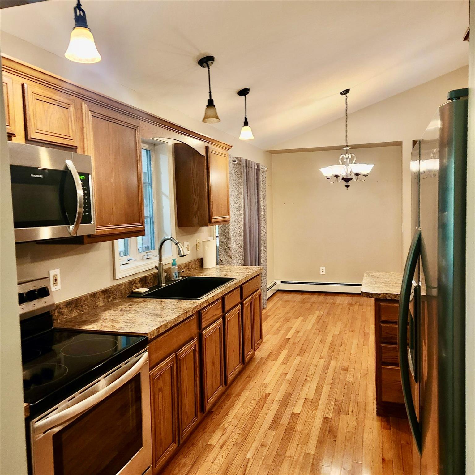 46 Caston Road, Greenfield Park, New York image 6