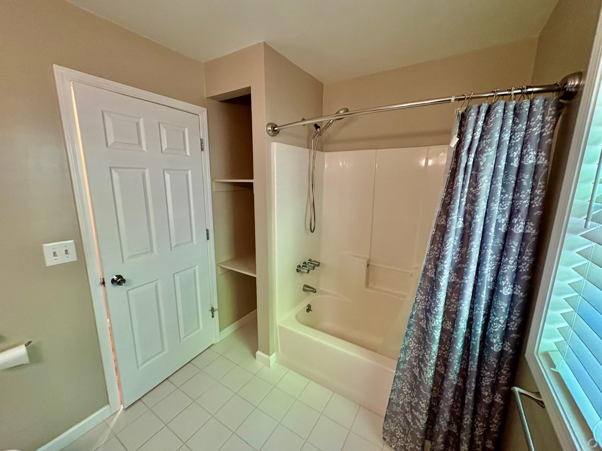 46 Caston Road, Greenfield Park, New York image 14