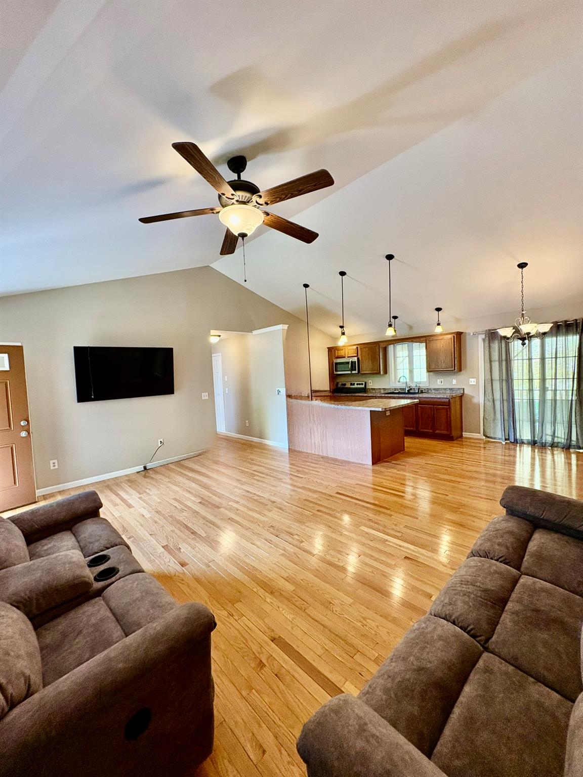 46 Caston Road, Greenfield Park, New York image 28