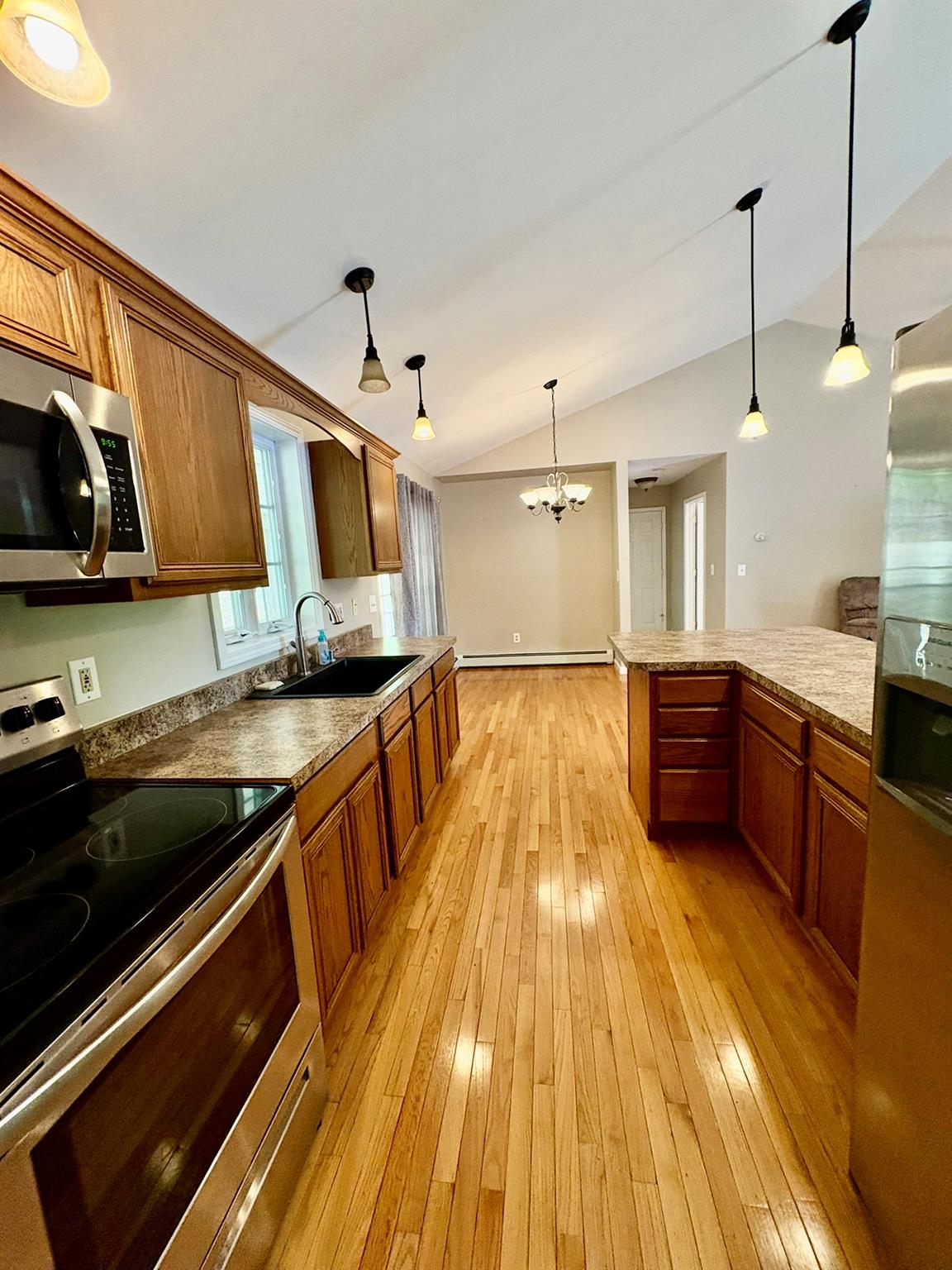 46 Caston Road, Greenfield Park, New York image 22