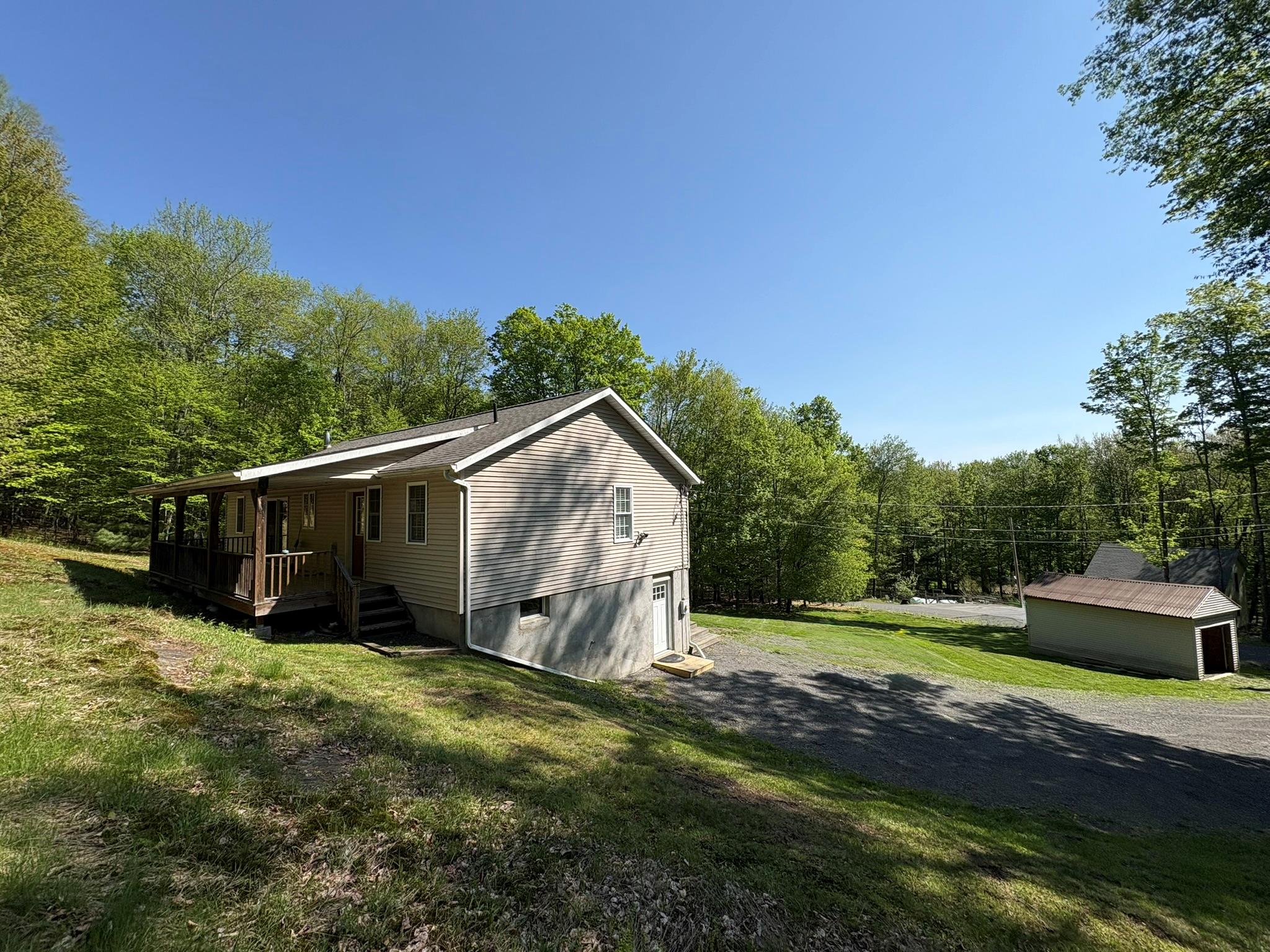 46 Caston Road, Greenfield Park, New York image 48