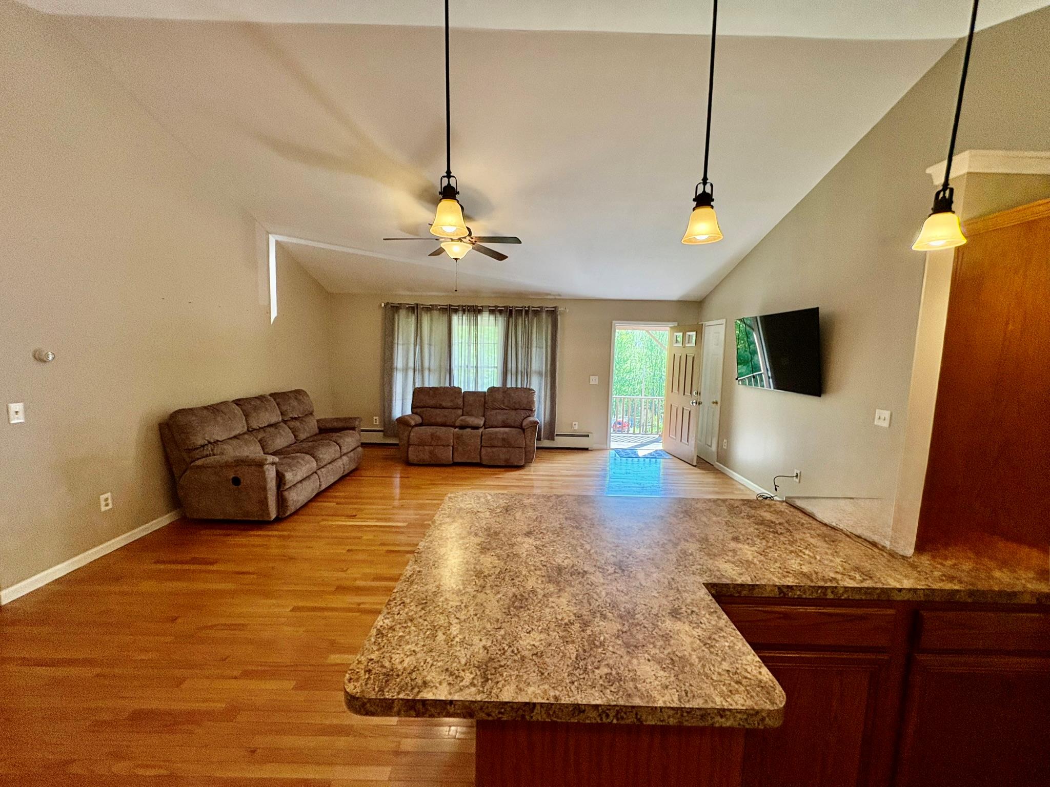 46 Caston Road, Greenfield Park, New York image 7
