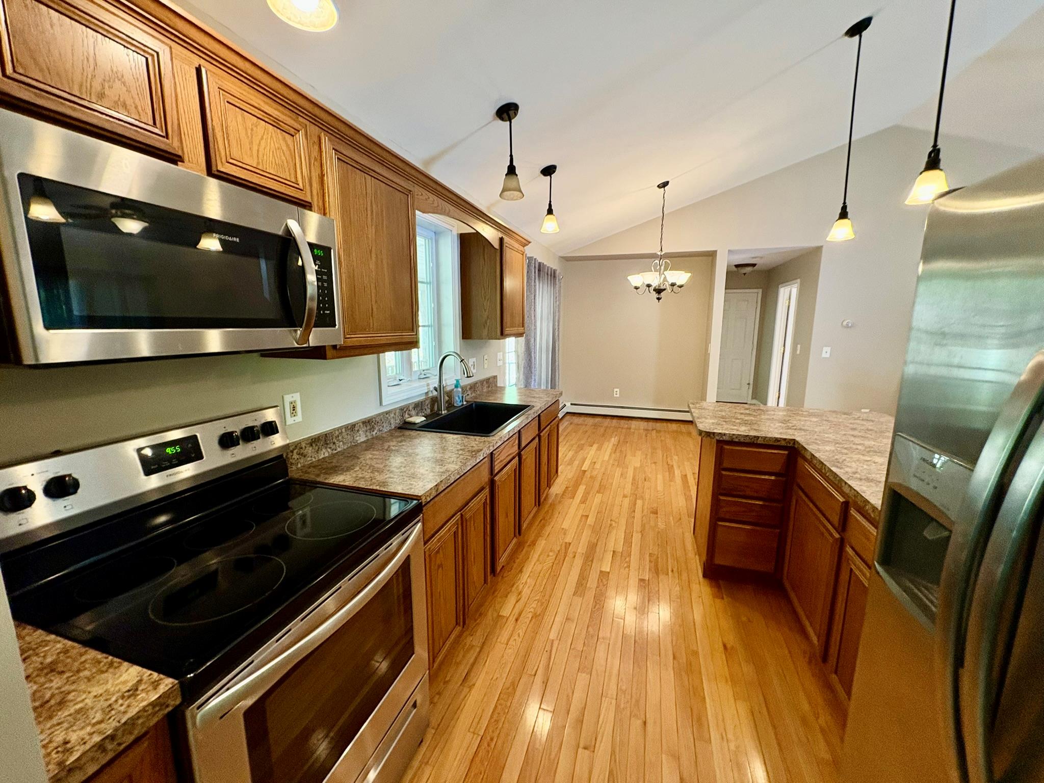46 Caston Road, Greenfield Park, New York image 23