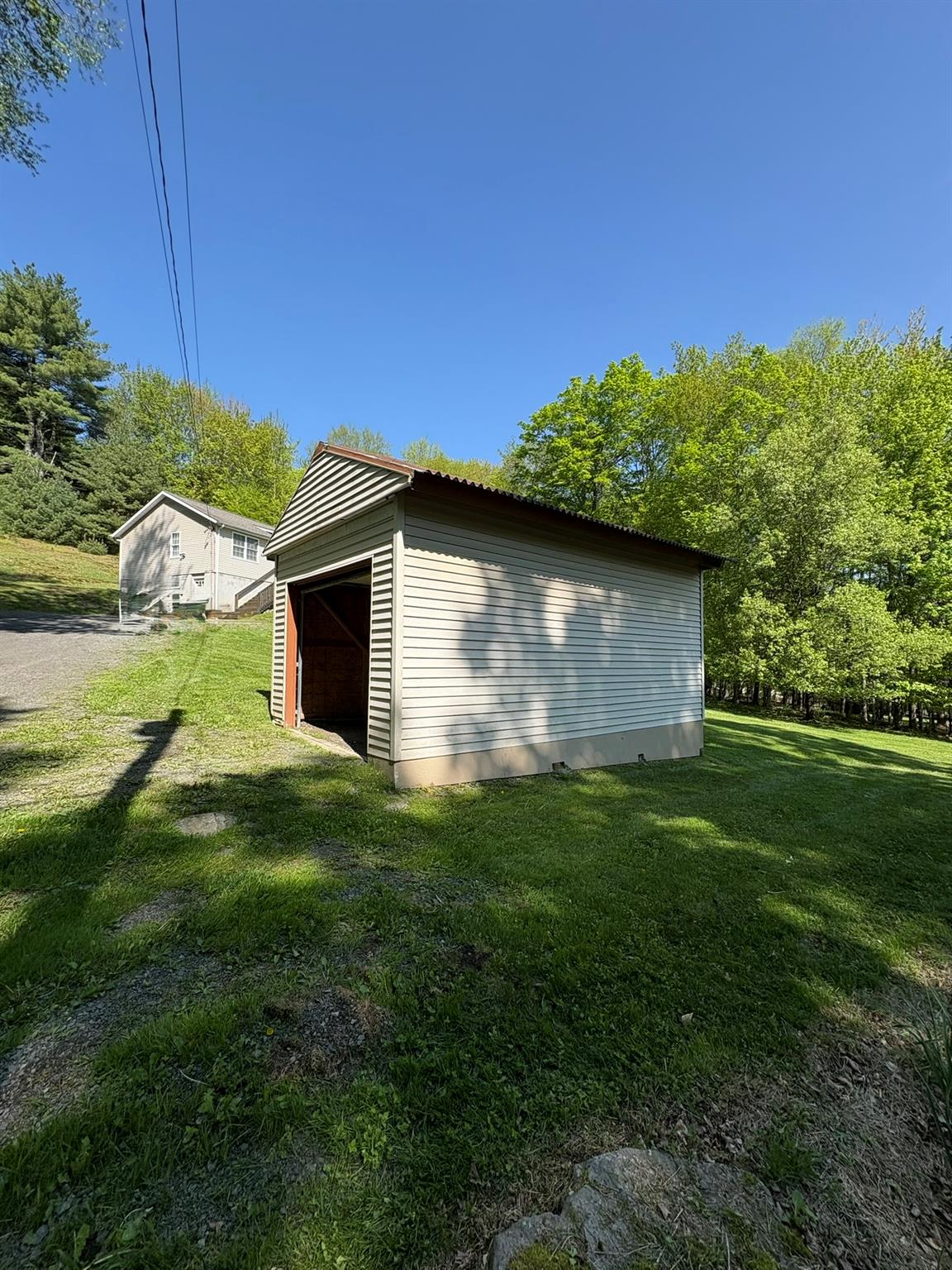 46 Caston Road, Greenfield Park, New York image 44