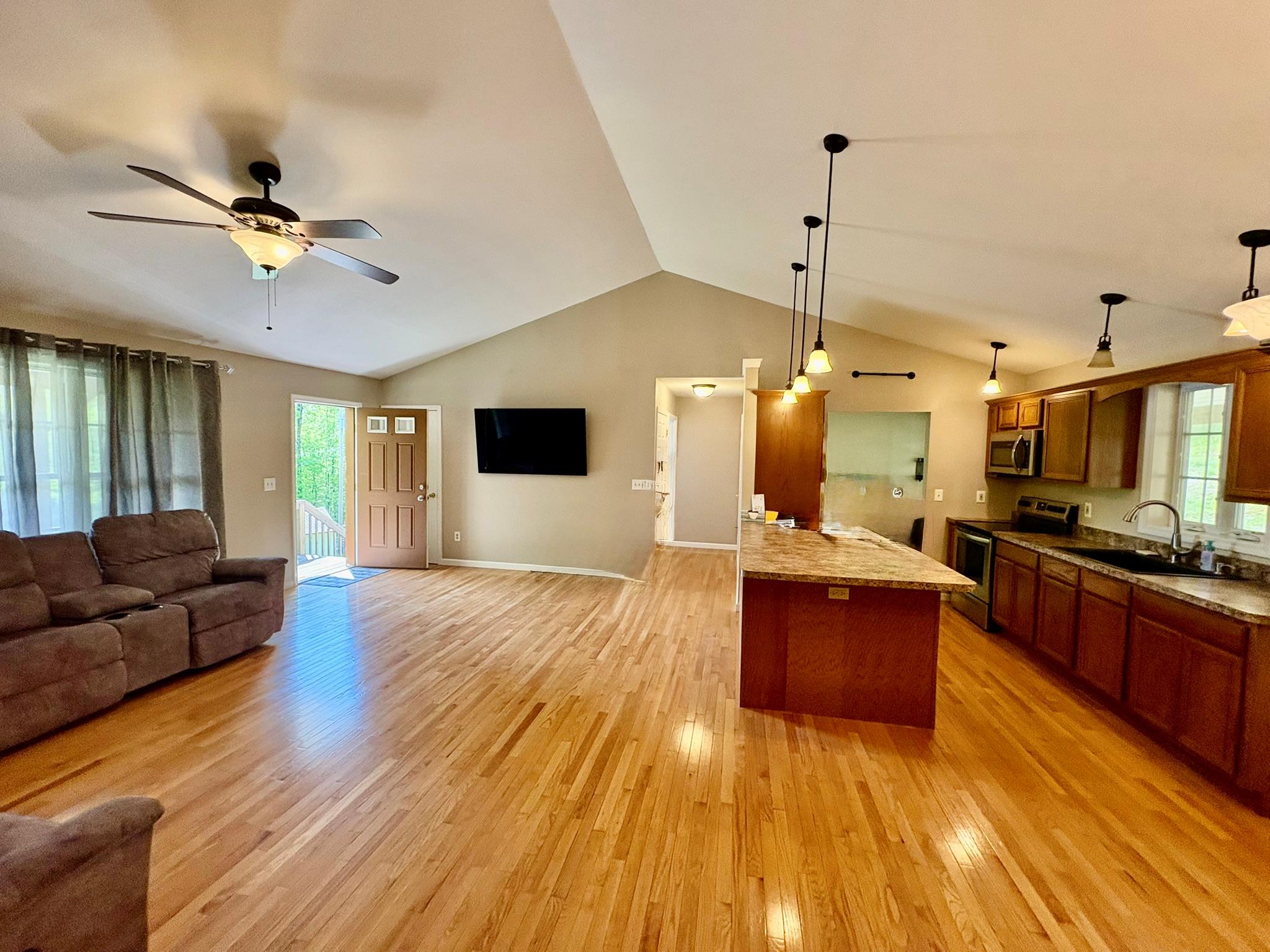 46 Caston Road, Greenfield Park, New York image 27