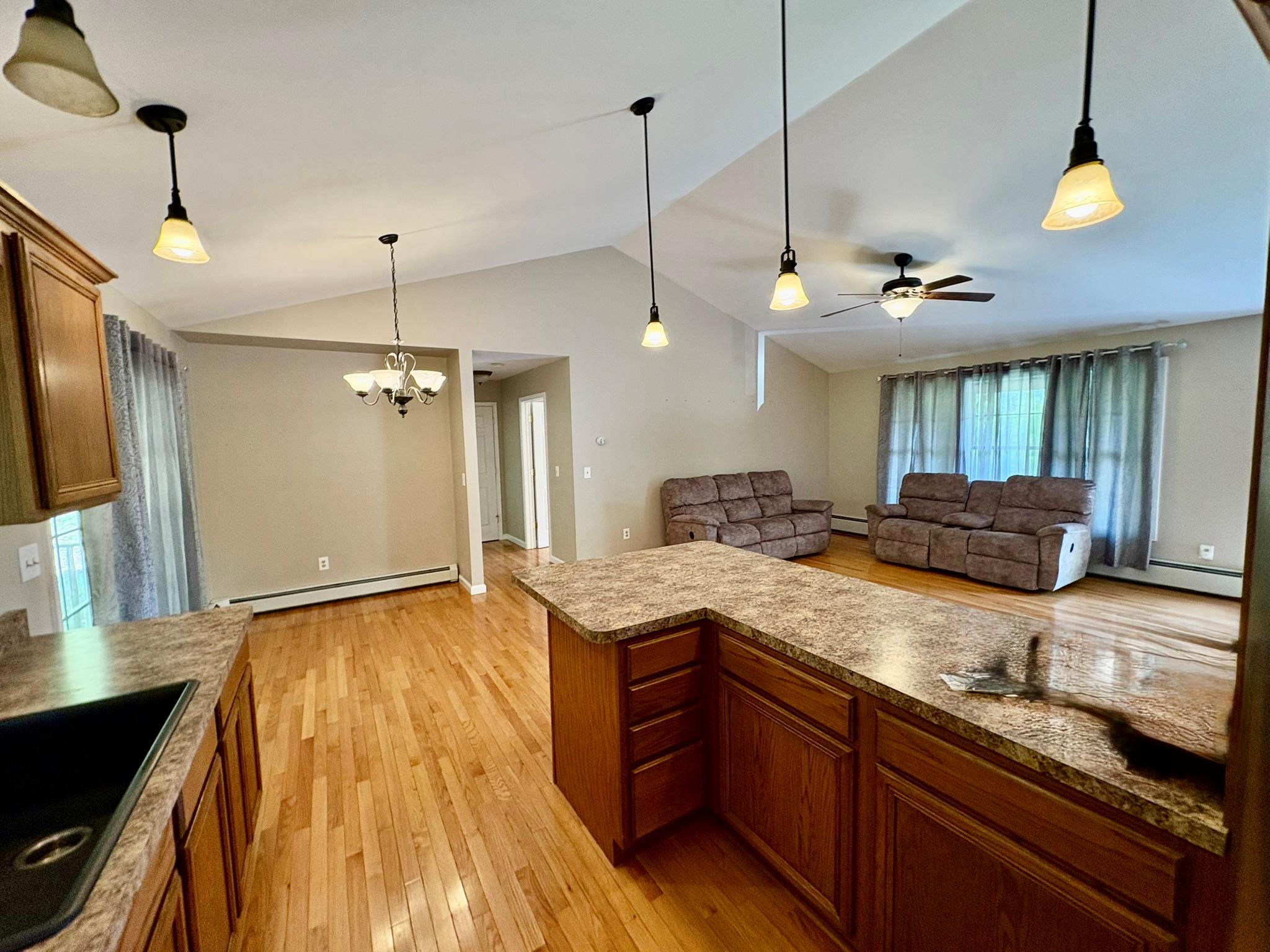 46 Caston Road, Greenfield Park, New York image 24