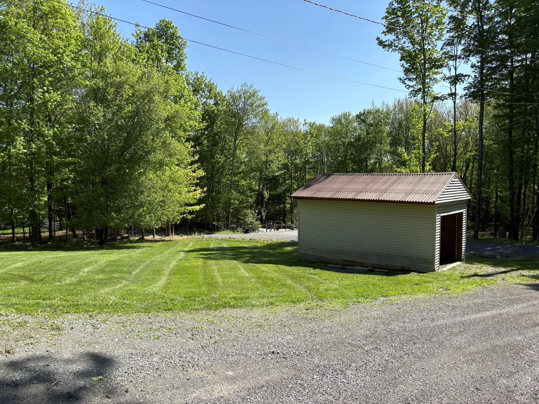 46 Caston Road, Greenfield Park, New York image 39