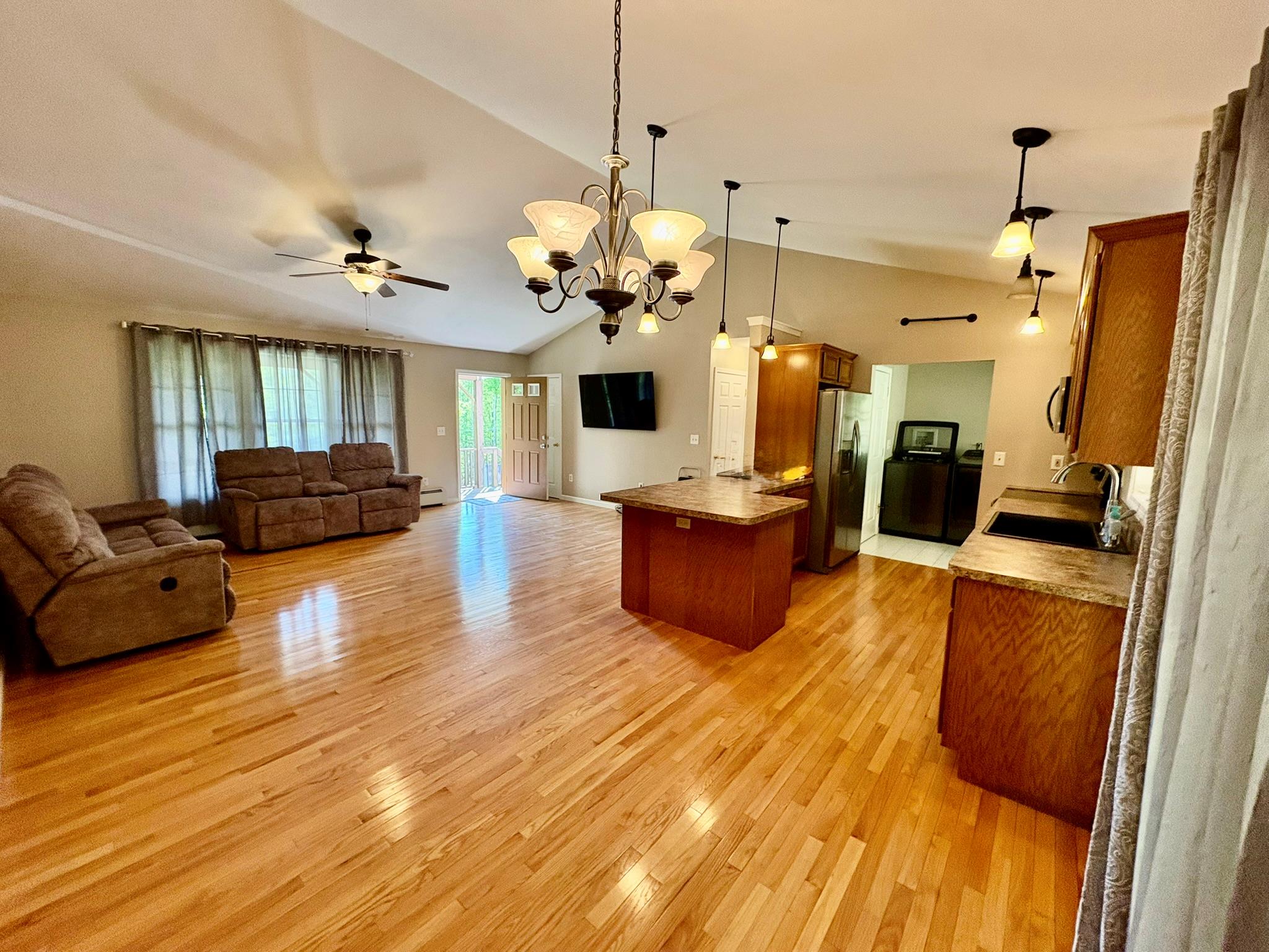 46 Caston Road, Greenfield Park, New York image 19