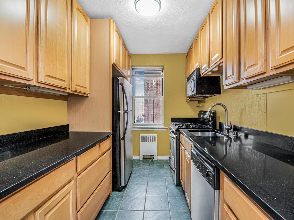 2711 Henry Hudson Parkway #4E, Bronx, New York image 1