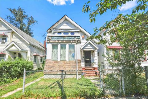 Homes For Sale - 190-63 112th Avenue<br/> Saint Albans, NY 11412