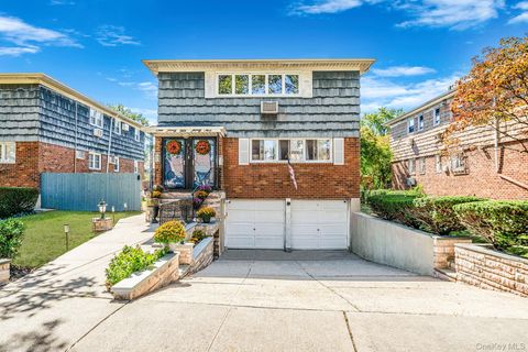 Photo of 14632 Willets Point Boulevard, Whitestone, NY 11357 (MLS # 924020)