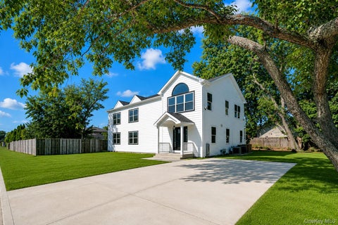 Photo of 171 FERRARIS ST, Copiague, NY 11726 (MLS # 1047354)