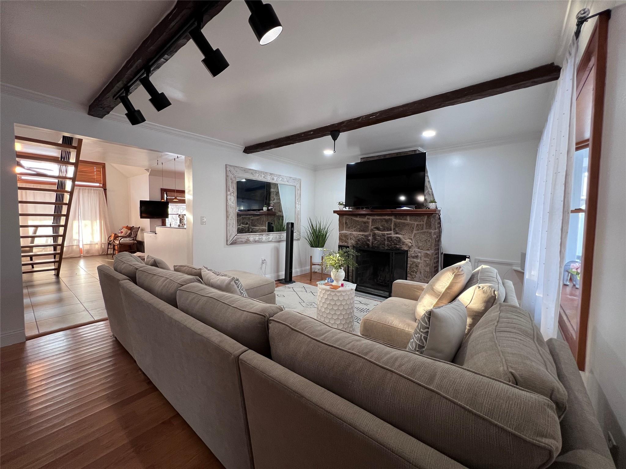 3442 Colony Drive, Baldwin Harbor, New York image 10