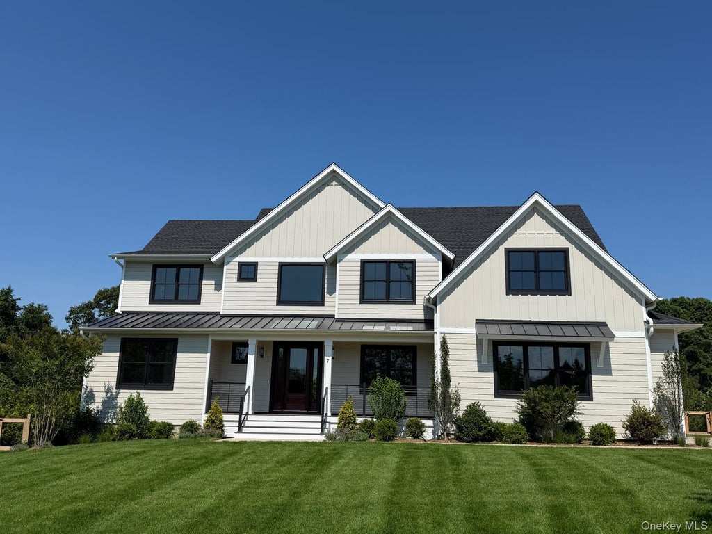 Photo of 7 Sea Crest Court, Jamesport, NY 11947 (MLS # 1001049)