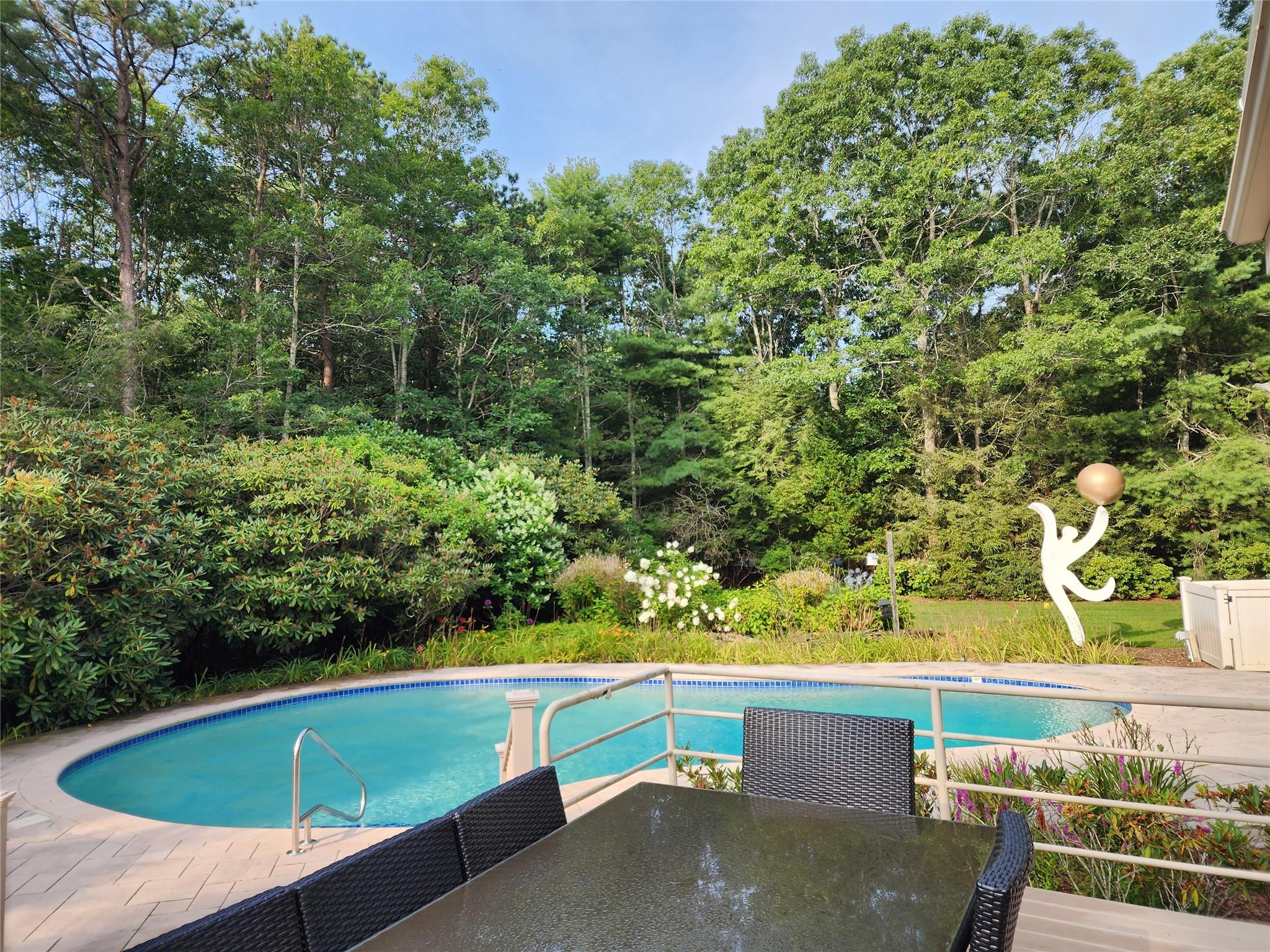 23 Deer Path, Quogue, New York image 4