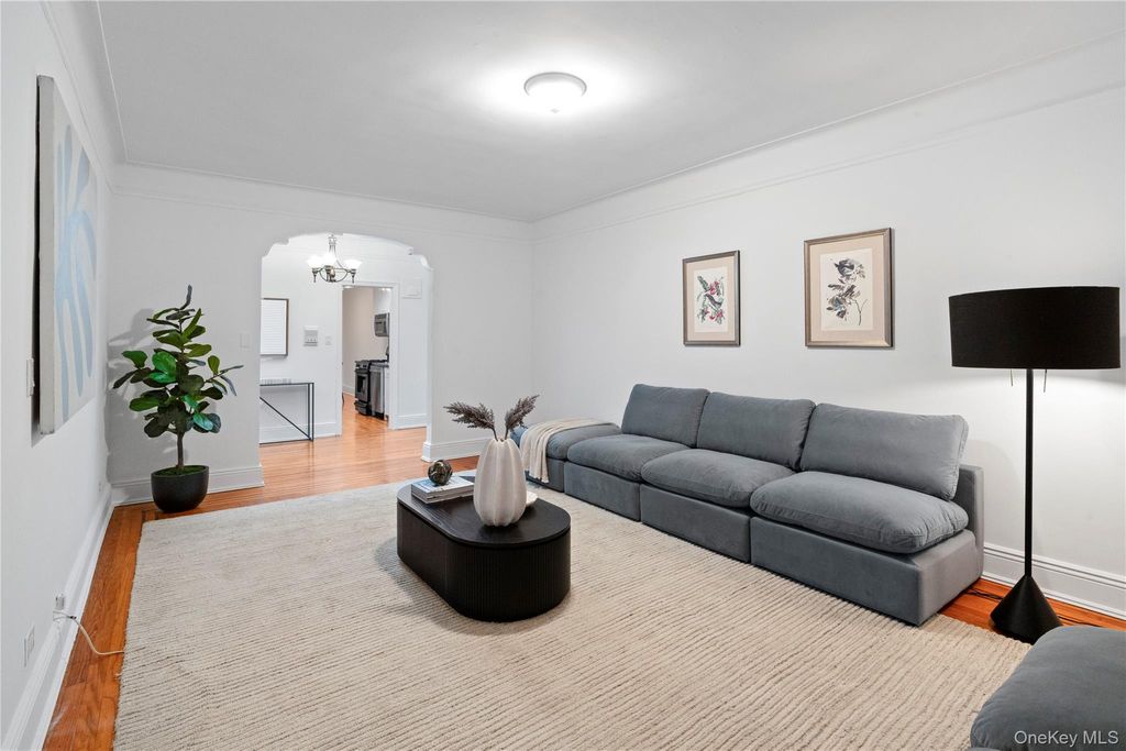 Photo of 11021 73rd Road #5H, Forest Hills, NY 11375 (MLS # 944400)