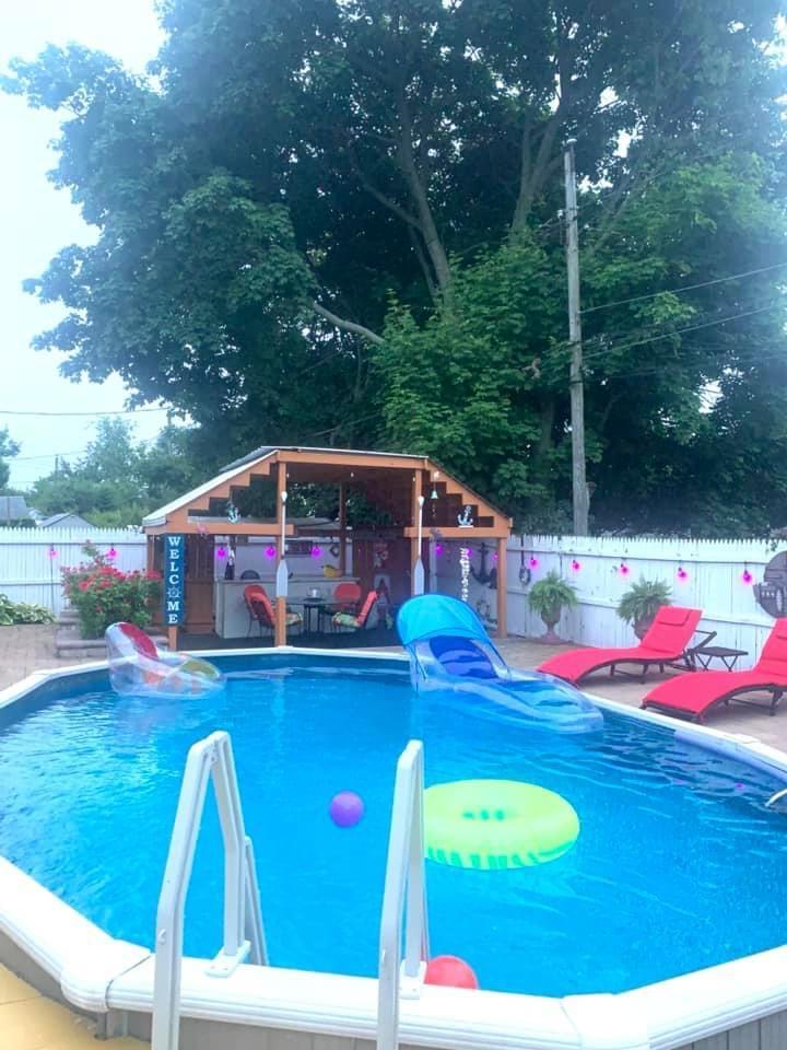 28 Crabtree Lane, Levittown, New York image 5