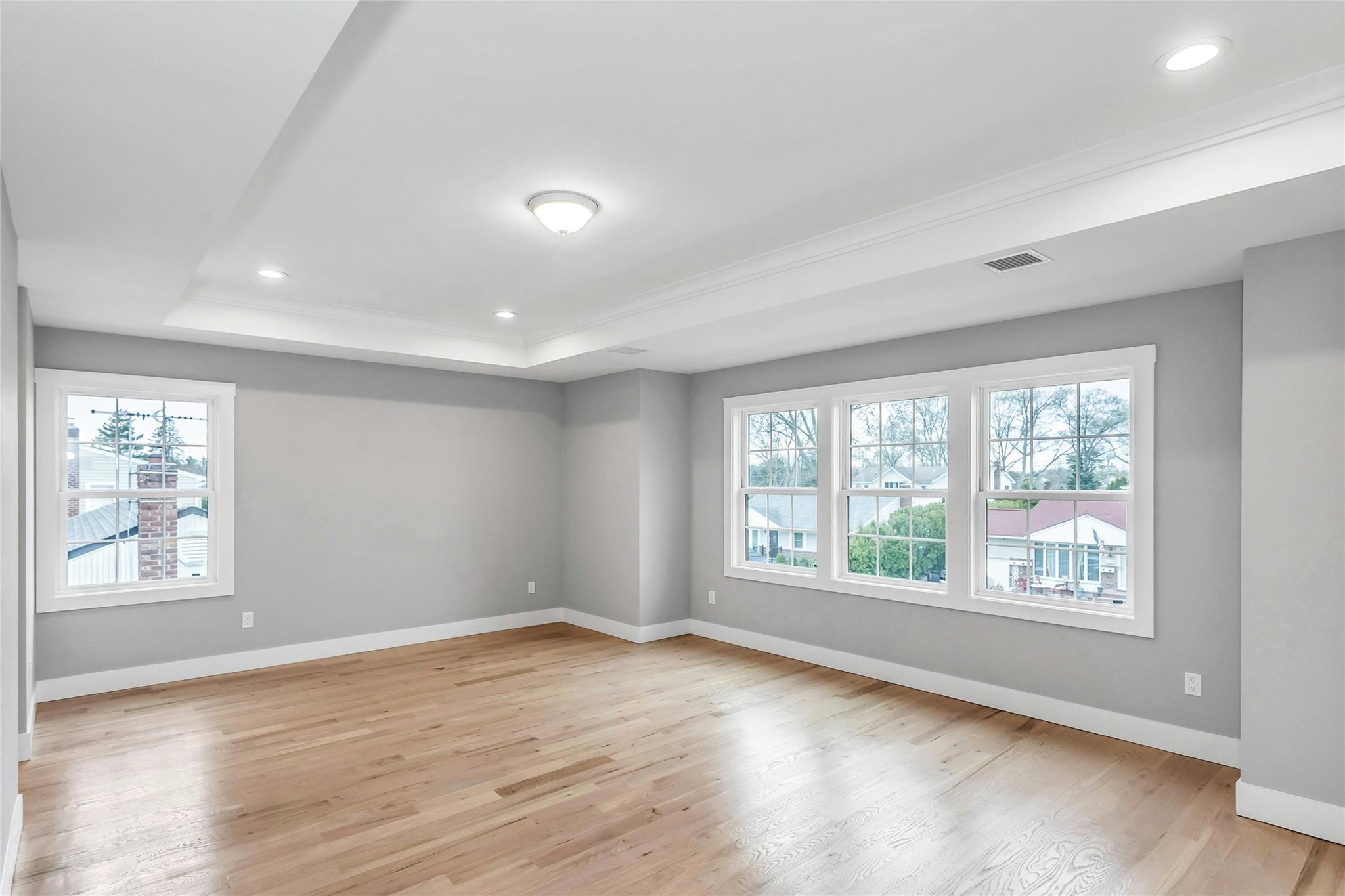 14 Terry Lane, Plainview, New York image 21