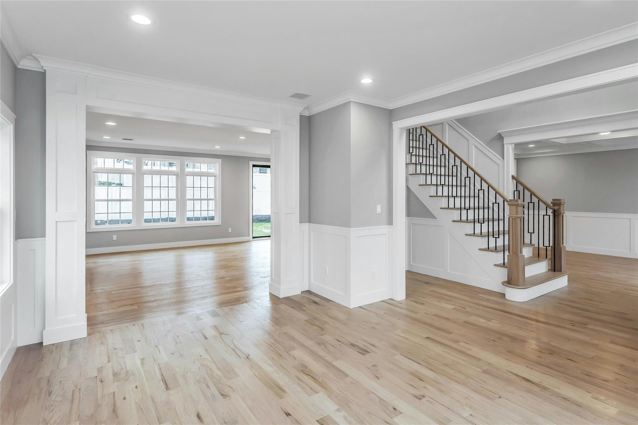 14 Terry Lane, Plainview, New York image 6