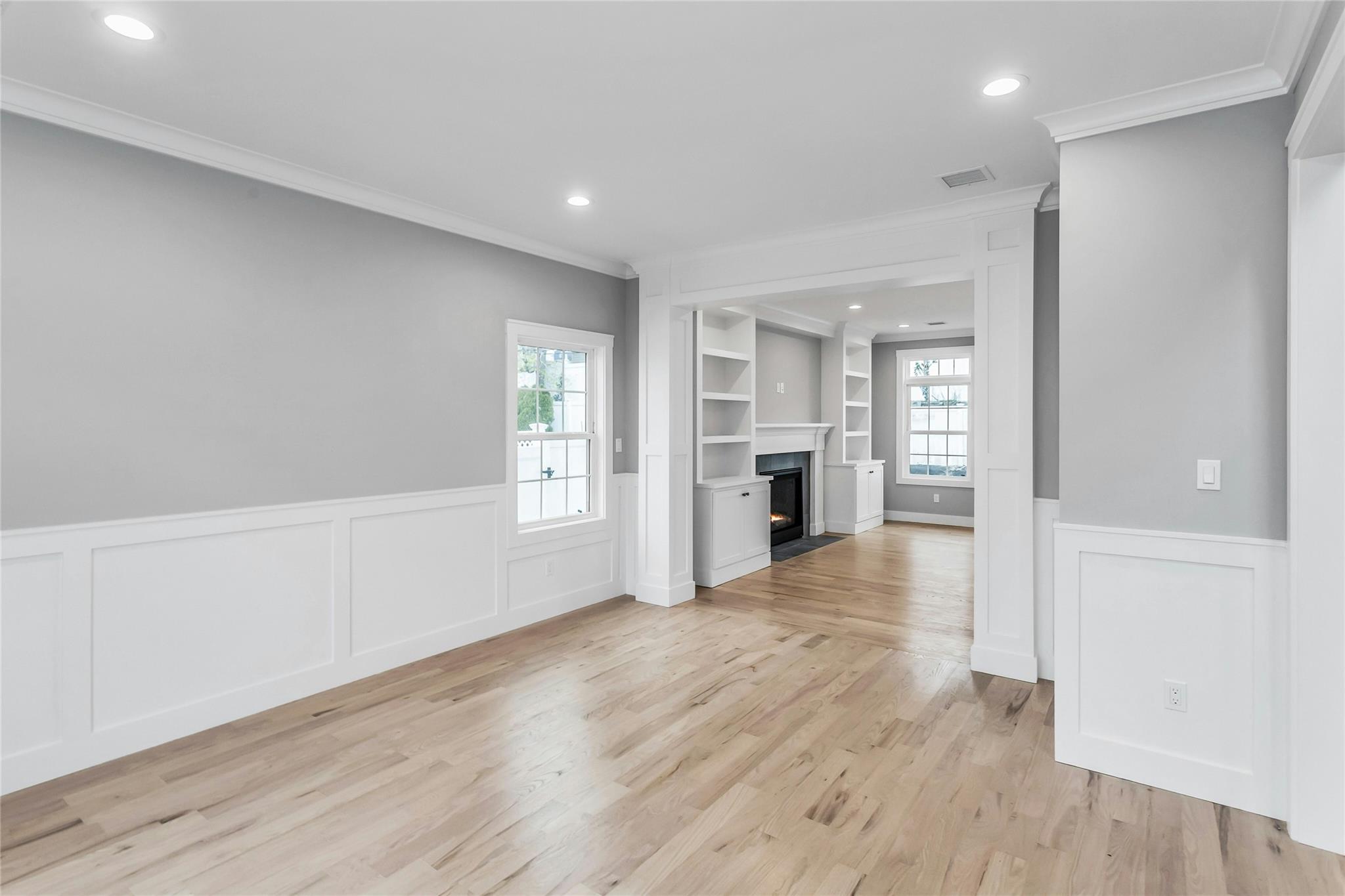 14 Terry Lane, Plainview, New York image 5