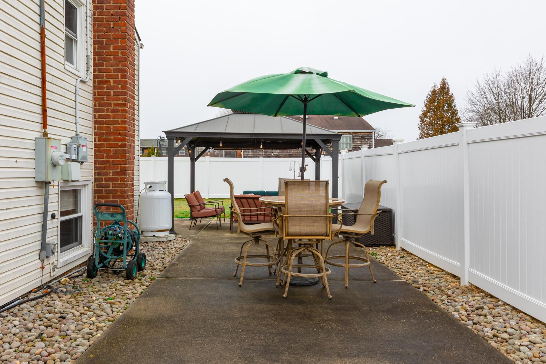 530 Goodrich Avenue, North Babylon, New York image 31