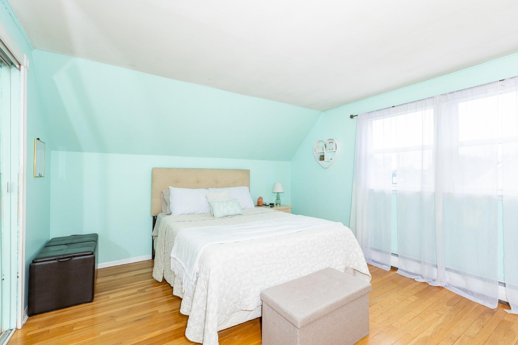 530 Goodrich Avenue, North Babylon, New York image 19