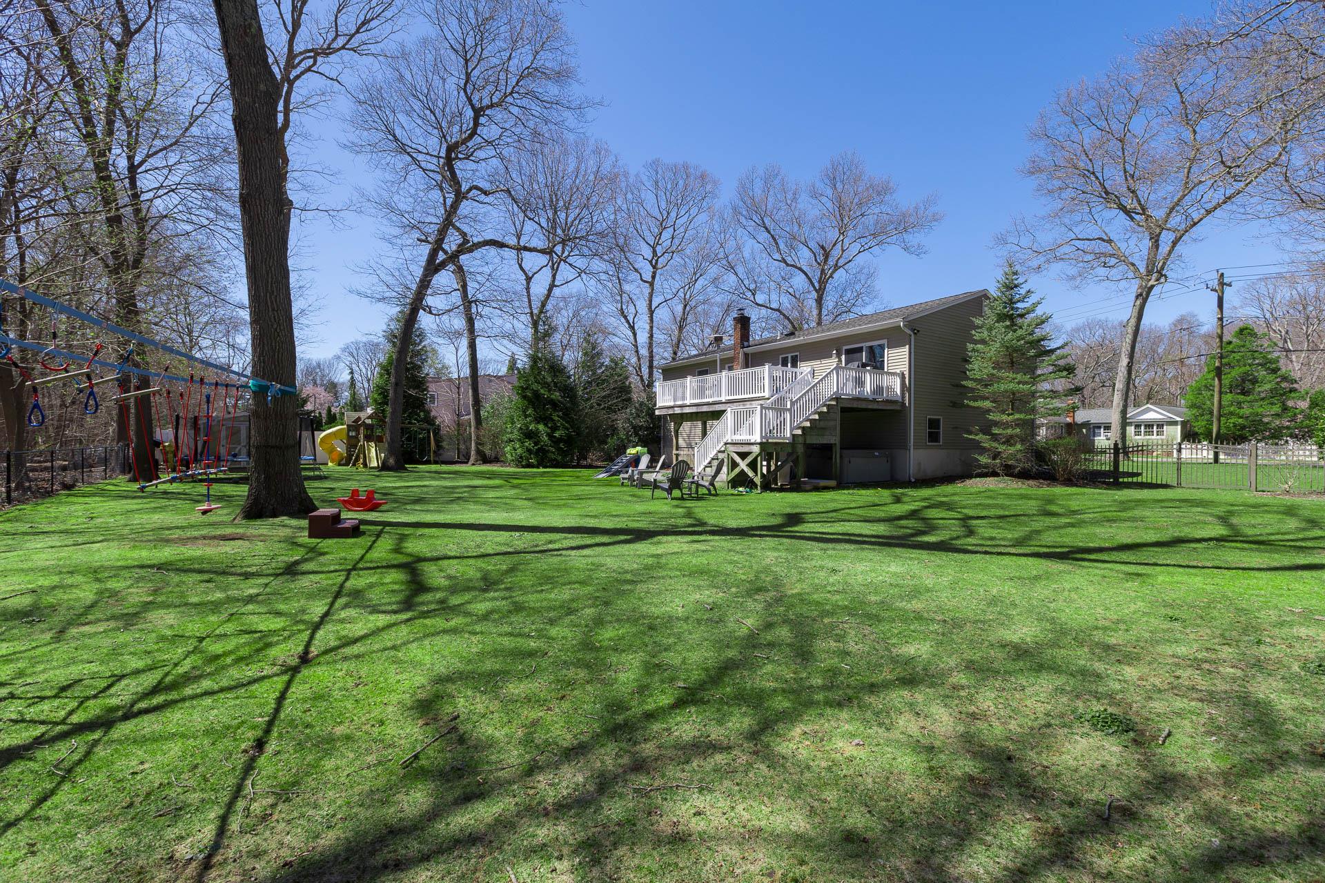 24 Oak Street, Saint James, New York image 10