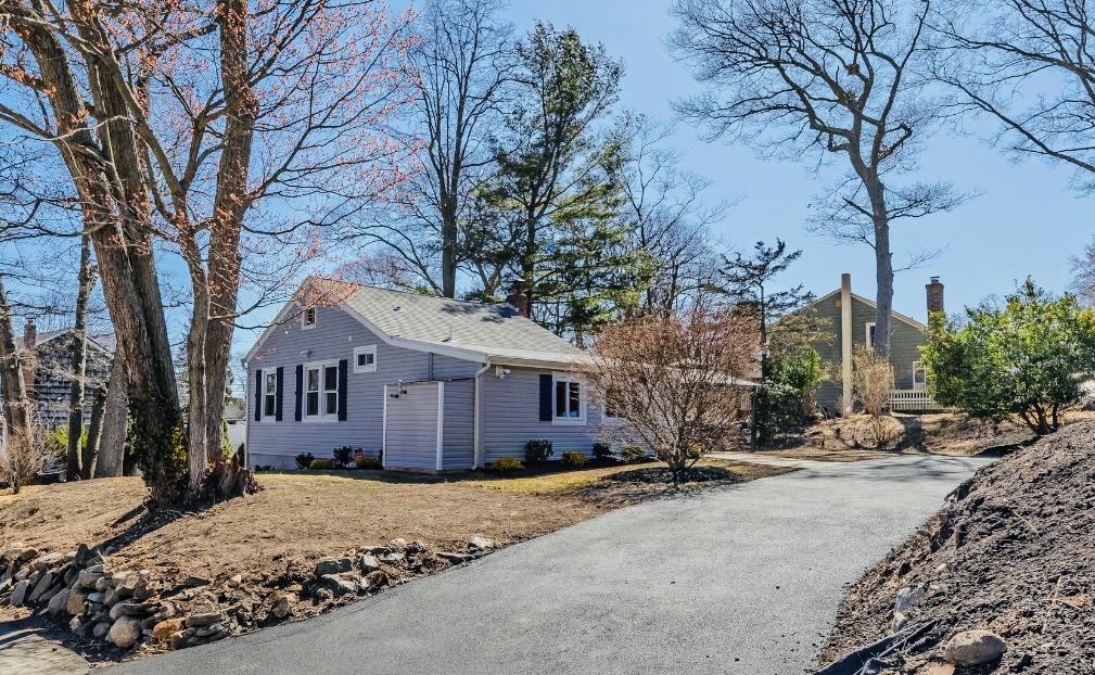 32 N Oxalis Road, Rocky Point, New York image 16