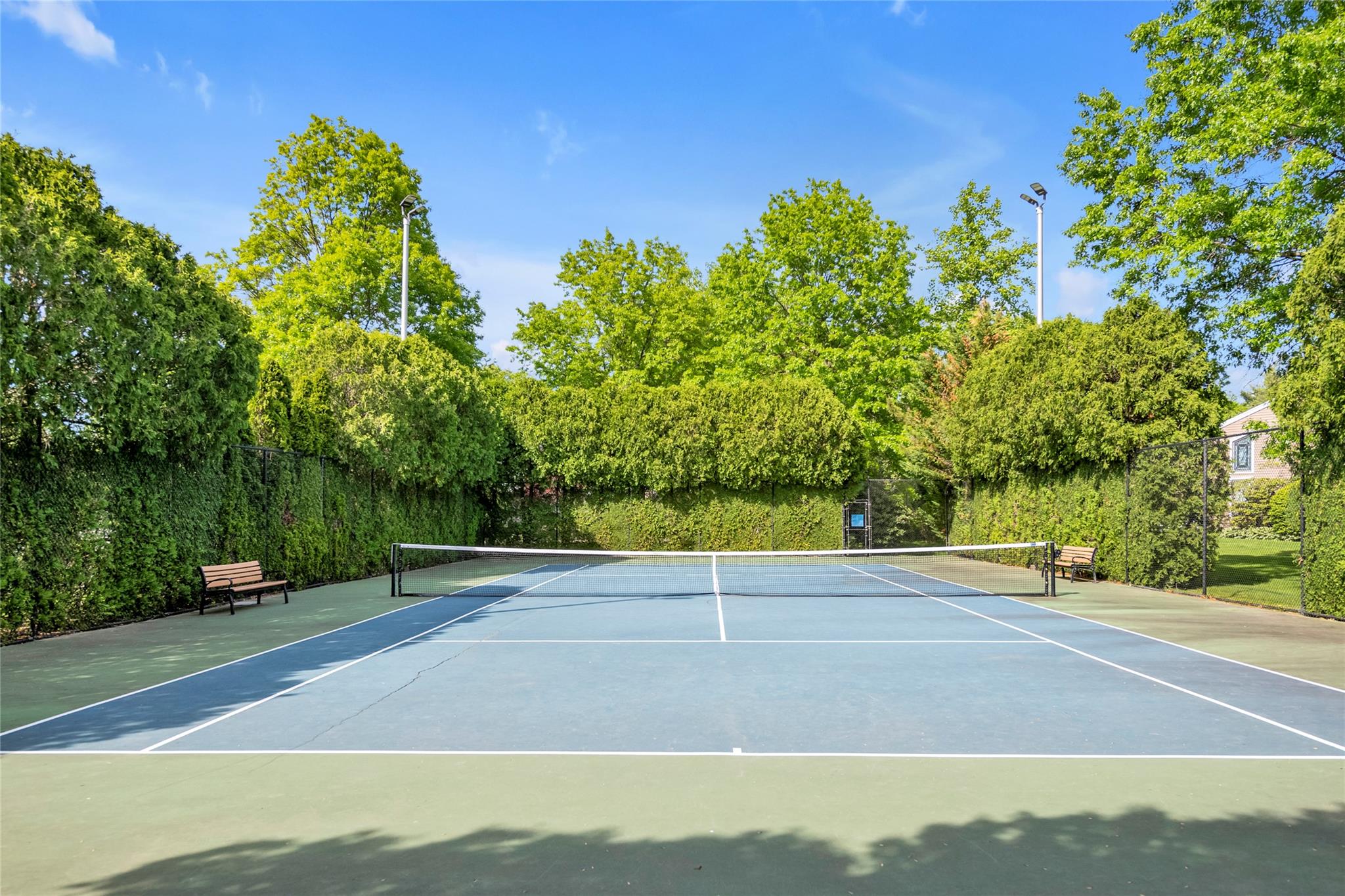 8 Bolton Drive, Manhasset, New York image 28