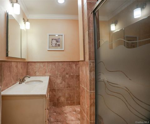 Tiny photo for 22 Peters Lane, Pound Ridge, NY 10576 (MLS # 915480)