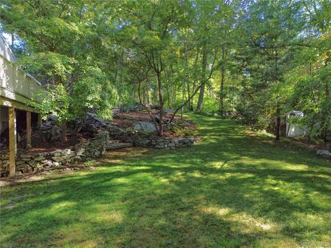 Tiny photo for 22 Peters Lane, Pound Ridge, NY 10576 (MLS # 915480)