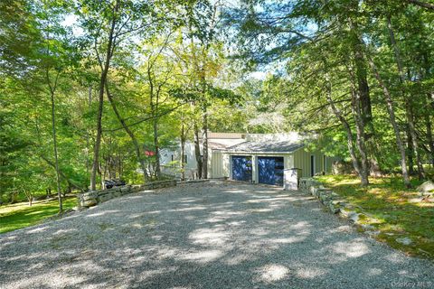 Tiny photo for 22 Peters Lane, Pound Ridge, NY 10576 (MLS # 915480)