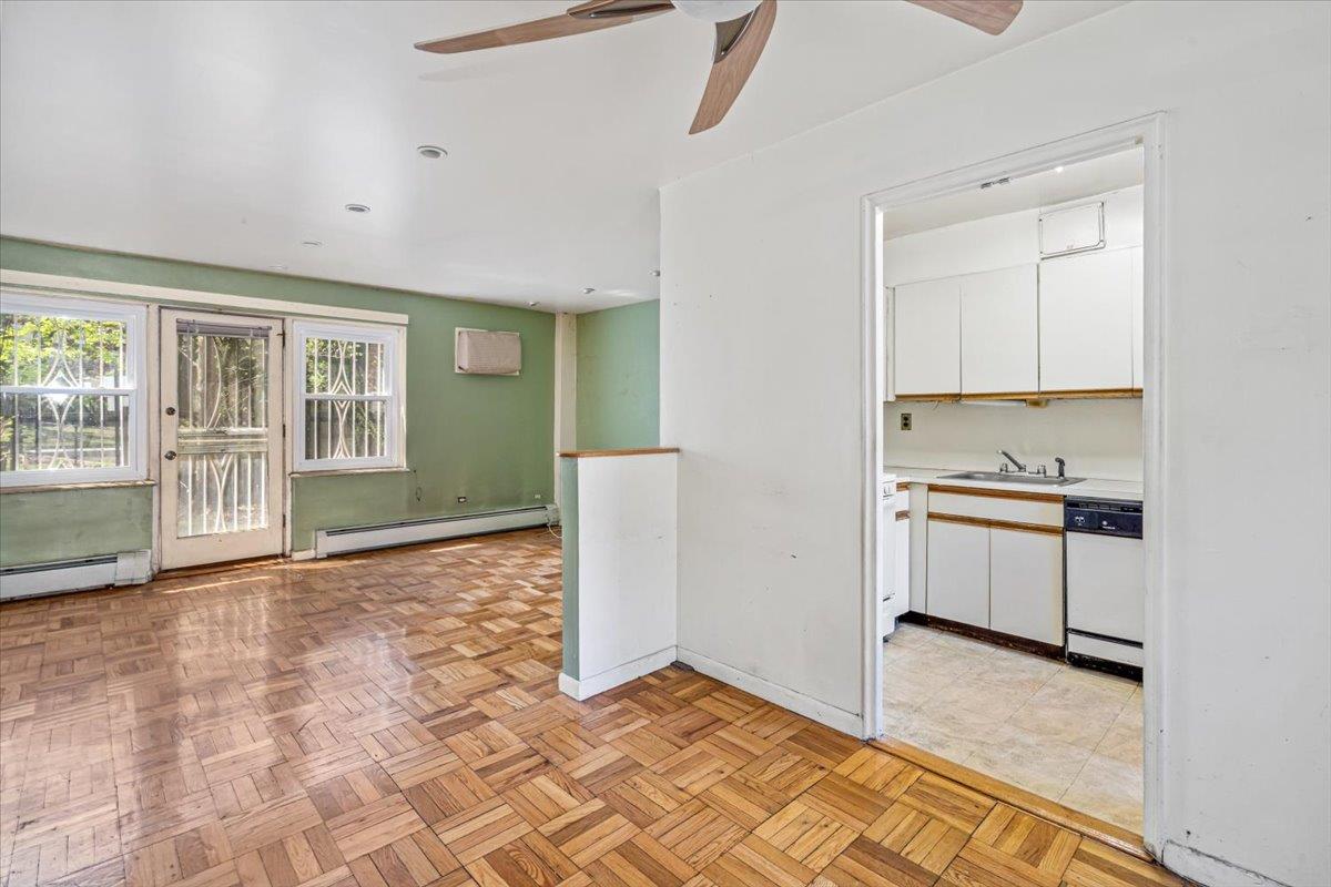 147-43 Village Road #38C, Jamaica, New York image 2