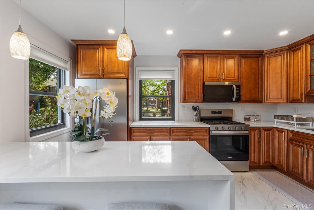 Photo of 168-01 18th Avenue #3-135, Whitestone, NY 11357 (MLS # 1009775)