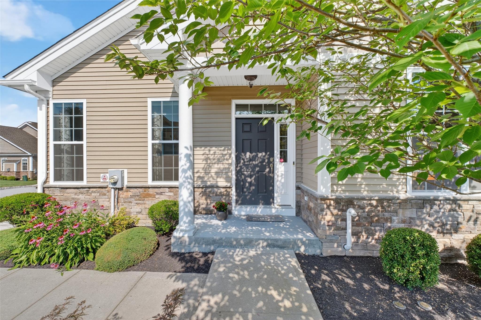 11 Avondale Lane