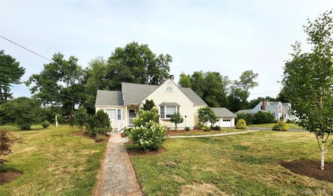 Photo of 715 Lucas Avenue Extension, Hurley, NY 12443 (MLS # 1021944)