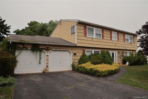 Photo of 96 Rustic Avenue, Medford, NY 11763 (MLS # 1028277)