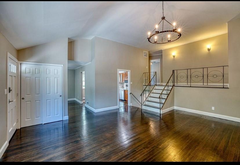 1 Pleasant Ave Ave