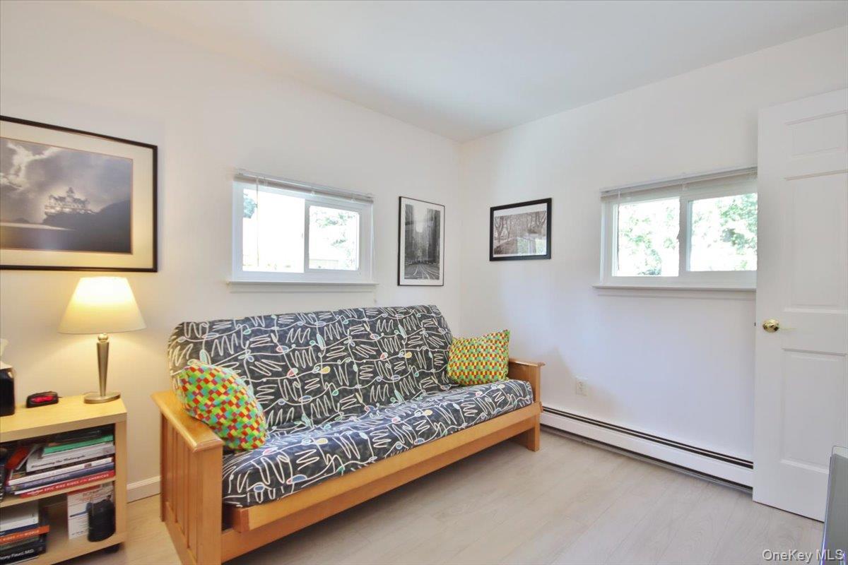 Marlboro, New York 12542, United States, 3 Bedrooms Bedrooms, ,2 BathroomsBathrooms,Residential,Active,227643