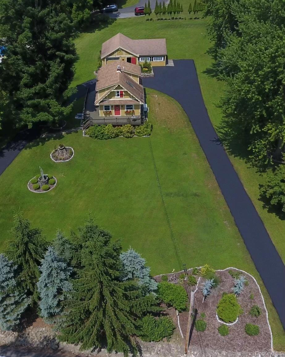 Marlboro, New York 12542, United States, 3 Bedrooms Bedrooms, ,2 BathroomsBathrooms,Residential,Active,227643