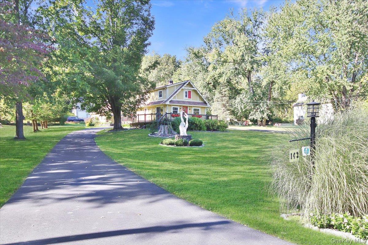 Marlboro, New York 12542, United States, 3 Bedrooms Bedrooms, ,2 BathroomsBathrooms,Residential,Active,227643