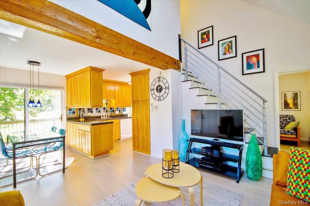 Marlboro, New York 12542, United States, 3 Bedrooms Bedrooms, ,2 BathroomsBathrooms,Residential,Active,227643