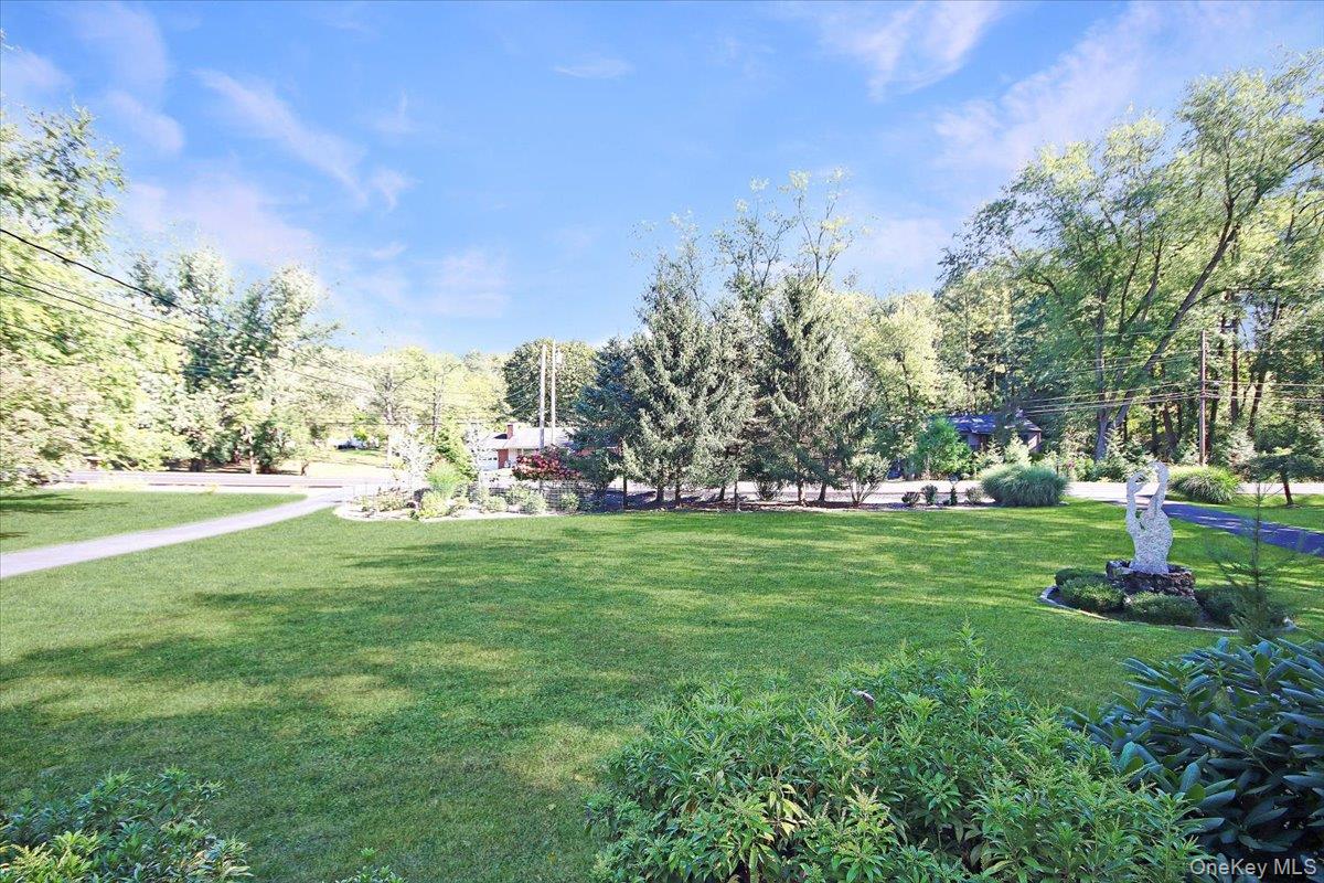 Marlboro, New York 12542, United States, 3 Bedrooms Bedrooms, ,2 BathroomsBathrooms,Residential,Active,227643